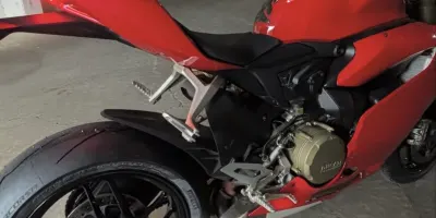 Ducati Panigale 1199 - foto 4