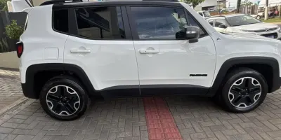 Jeep Renegade - foto 4