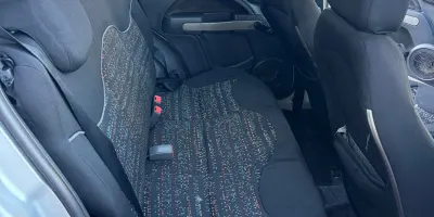 Fiat UNO Vivace - foto 10