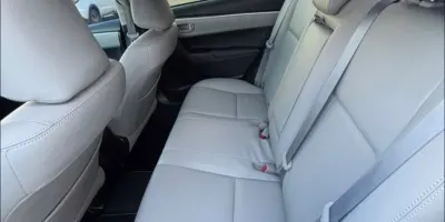 Toyota Corolla - foto 8