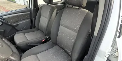 Renault Logan - foto 7