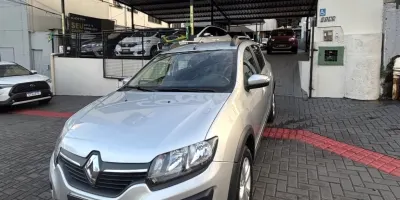 Renault Sandero - foto 1