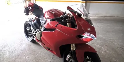 Ducati Panigale 1199 - foto 1