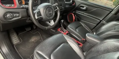 Jeep Renegade - foto 6